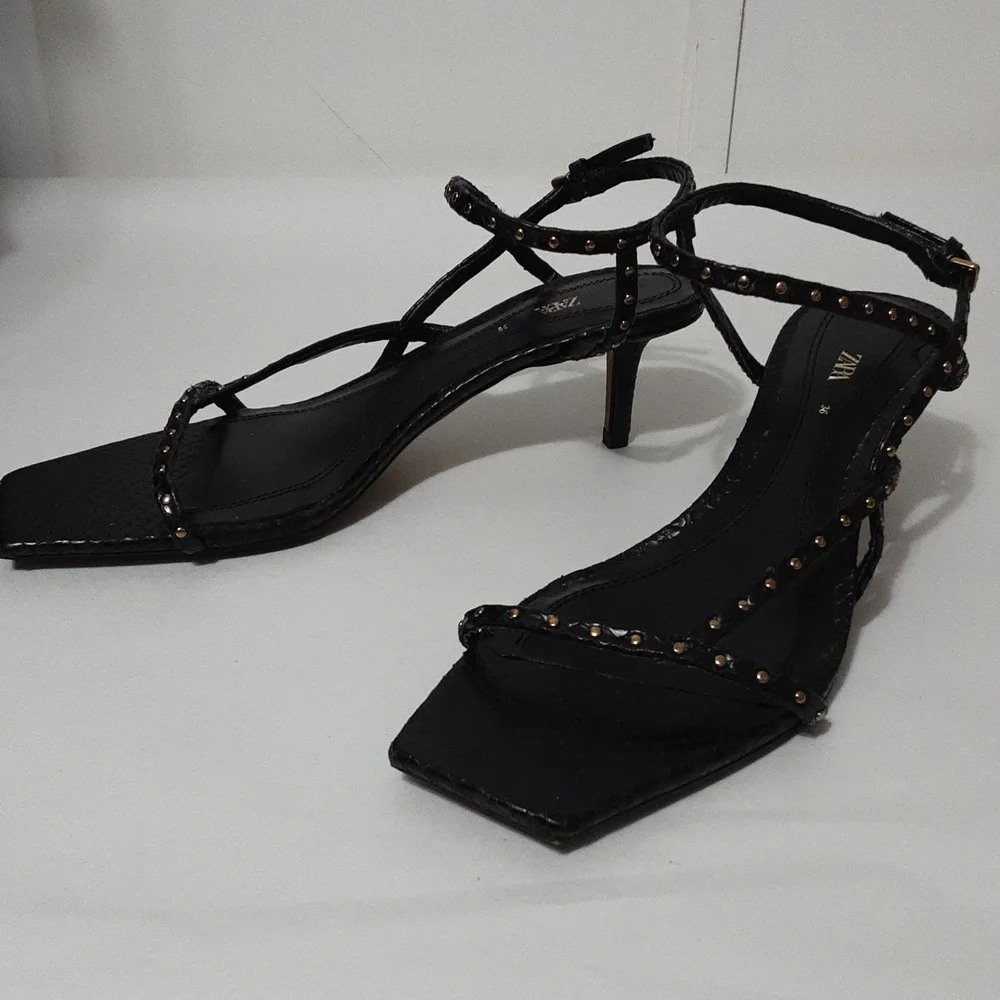 ZARA Studded Kitten 1.5" Slingback Heel Women:36‎ - Picture 2 of 8